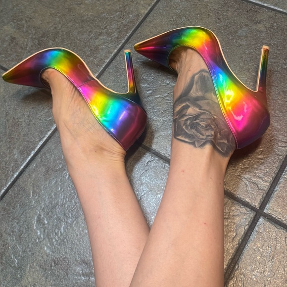 Mackin J Rainbow Heels US7.5 - Picture 3 of 13